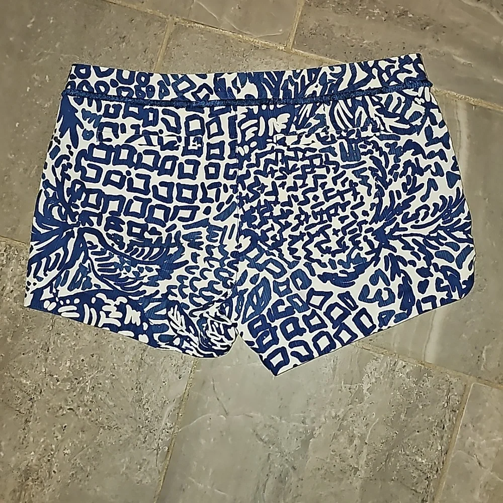 🌷Lilly Pulitzer size 6 shorts - Picture 6 of 10